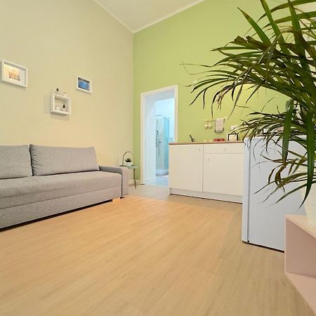 Dohome Napoli Bagian luar foto