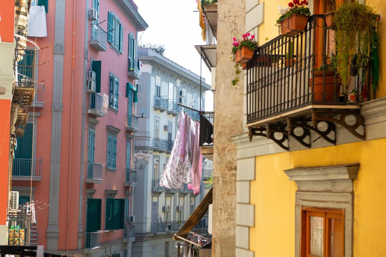 Dohome Napoli Bagian luar foto